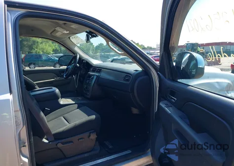 2010 GMC Sierra K1500 Sle z USA, uszkodzony, nr VIN 3GTRKVE32AG122440